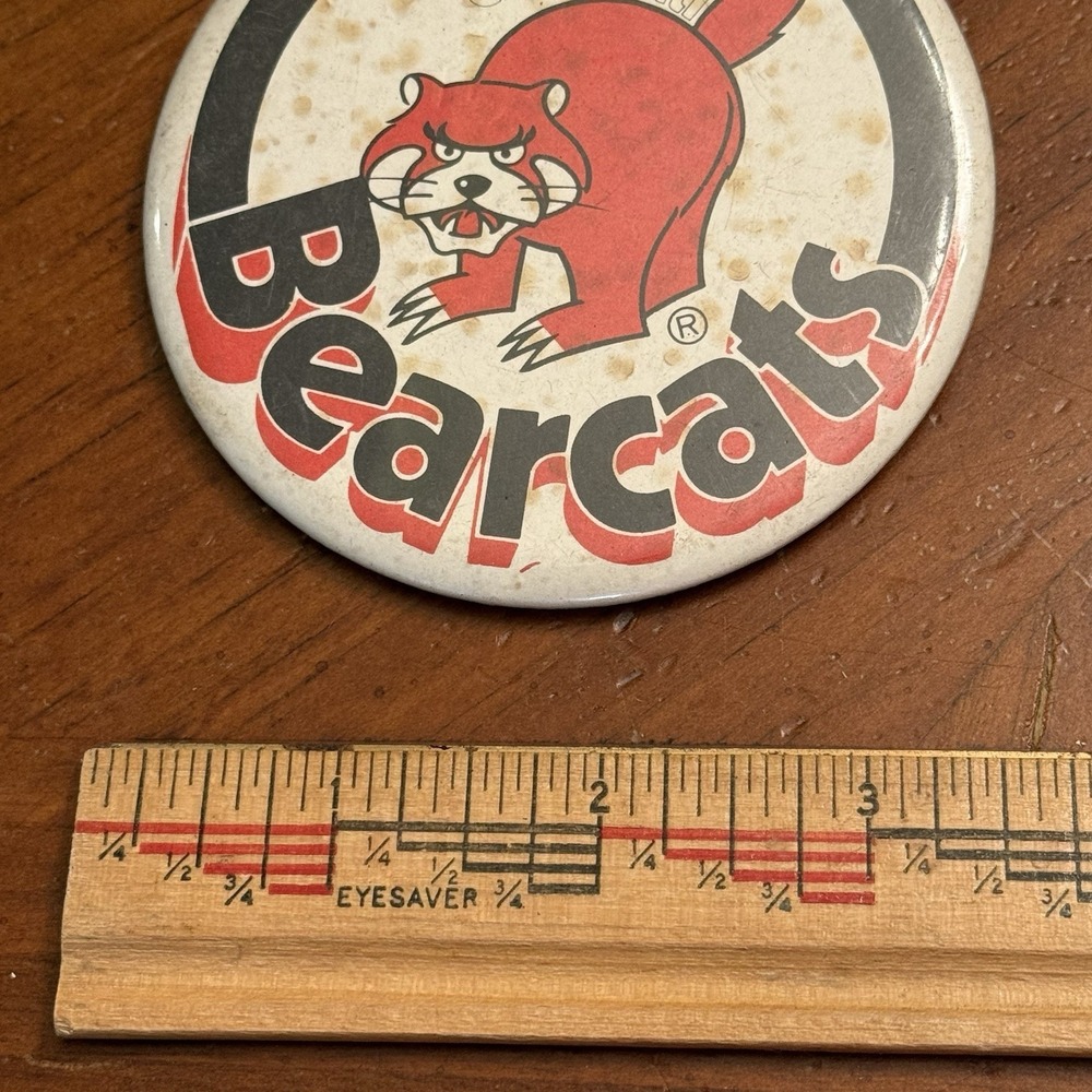 Cincinnati Bearcats Vintage Pinback Button Pin Round Circle - Picture 2 of 3